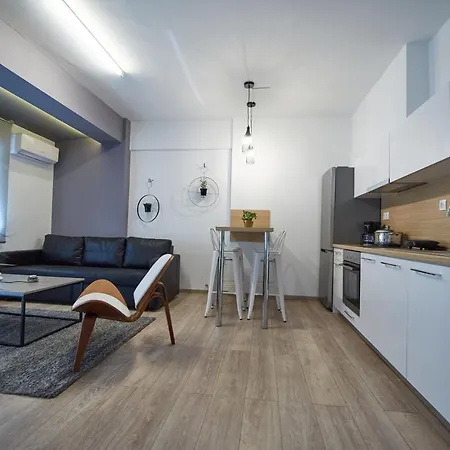 Spacious And Cozy In Apartament